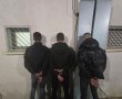 תיעוד מטריד: רובה M-16 הוסלק צמוד למיגונית ביישוב בנגב; 3 חשודים נעצרו