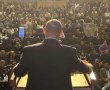  נפתלי בנט הציג אמש את תוכנית 100 הימים שלו בכנס ענק בנס ציונה ותקף את נתניהו קשות בנושא קטארגייט